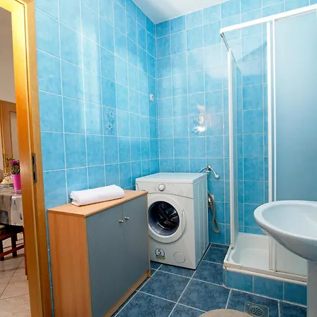 Apartment Surijan *