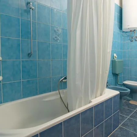 Апартаменты Surijan *